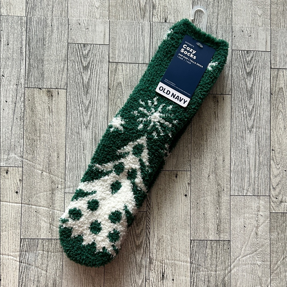 *closet clean out* Old Navy Cozy Socks